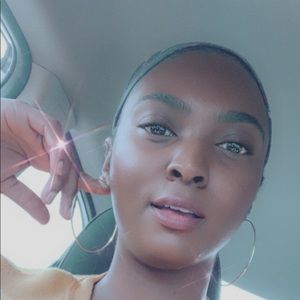 Meet your Posher, Moriah